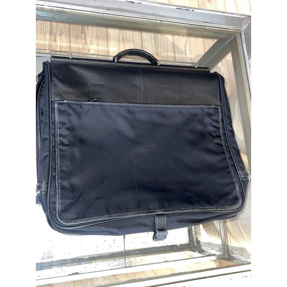 RARE Vintage Coach Garmet Bag Leather Trim Lots of Pockets - Picture 2 of 16